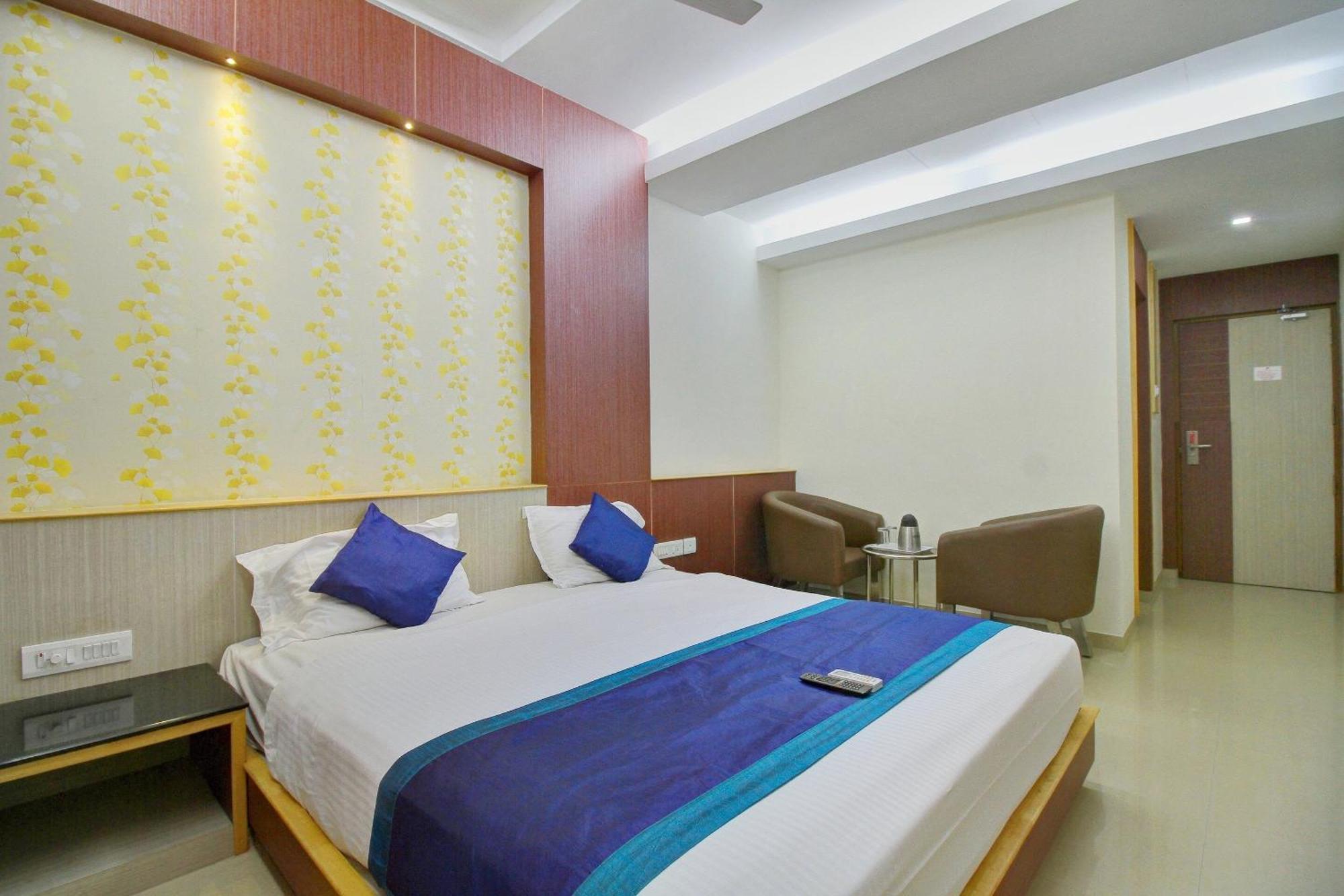 Townhouse Coastal Grand Hotels And Resorts Коимбатур Экстерьер фото
