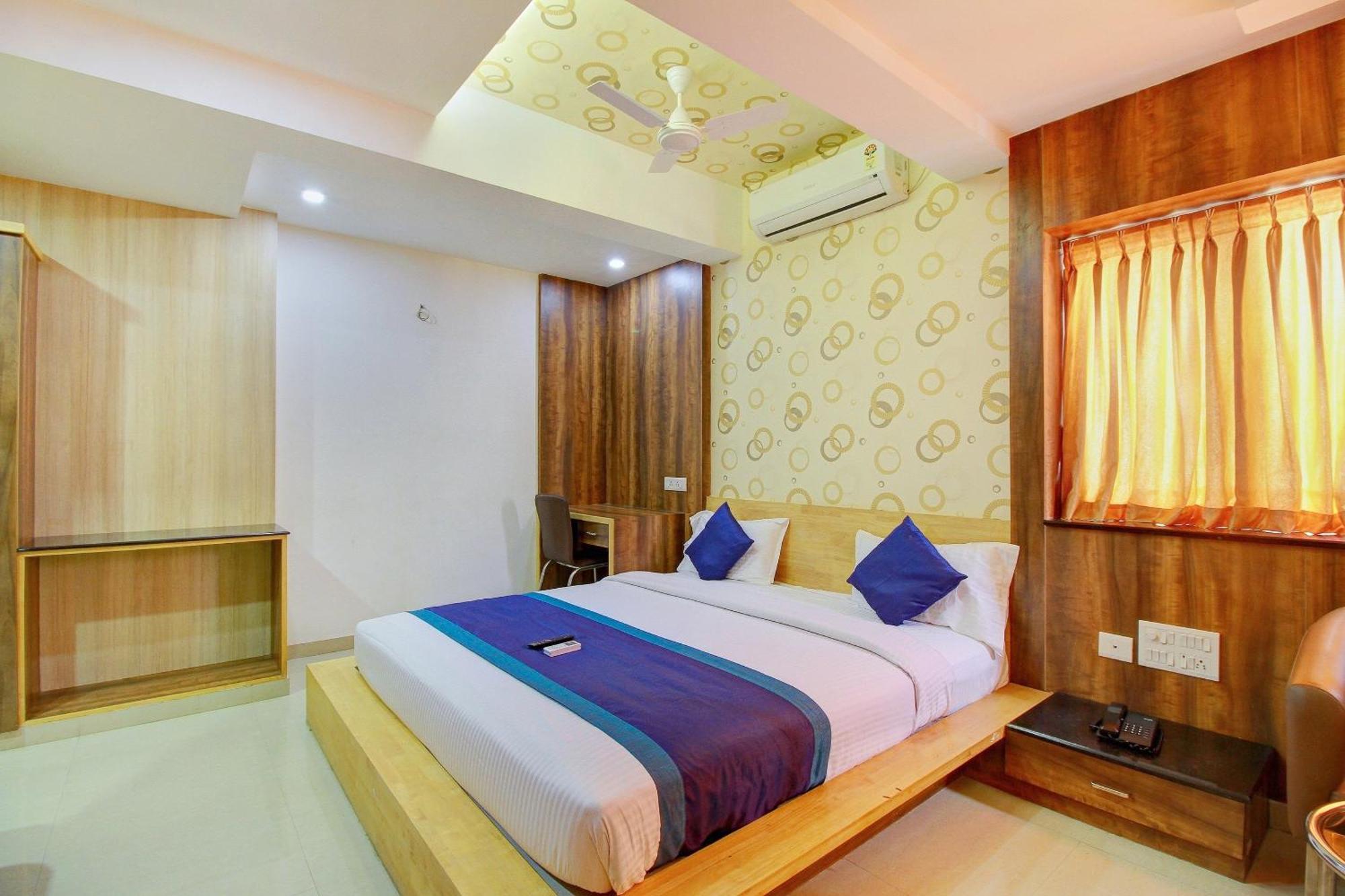 Townhouse Coastal Grand Hotels And Resorts Коимбатур Экстерьер фото