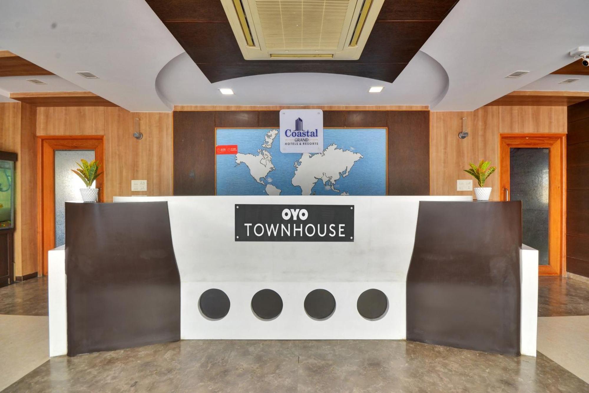 Townhouse Coastal Grand Hotels And Resorts Коимбатур Экстерьер фото